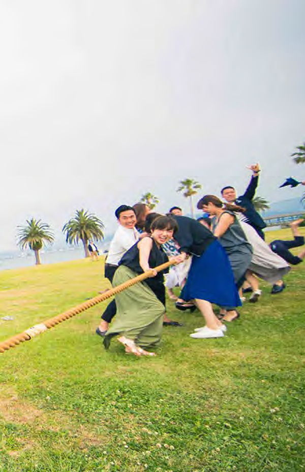 SEASIDE SPORTS: BUILD TEAM SPIRIT BY THE SEA