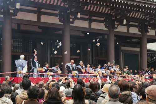 東長寺節分祭画像（提供：福岡市）